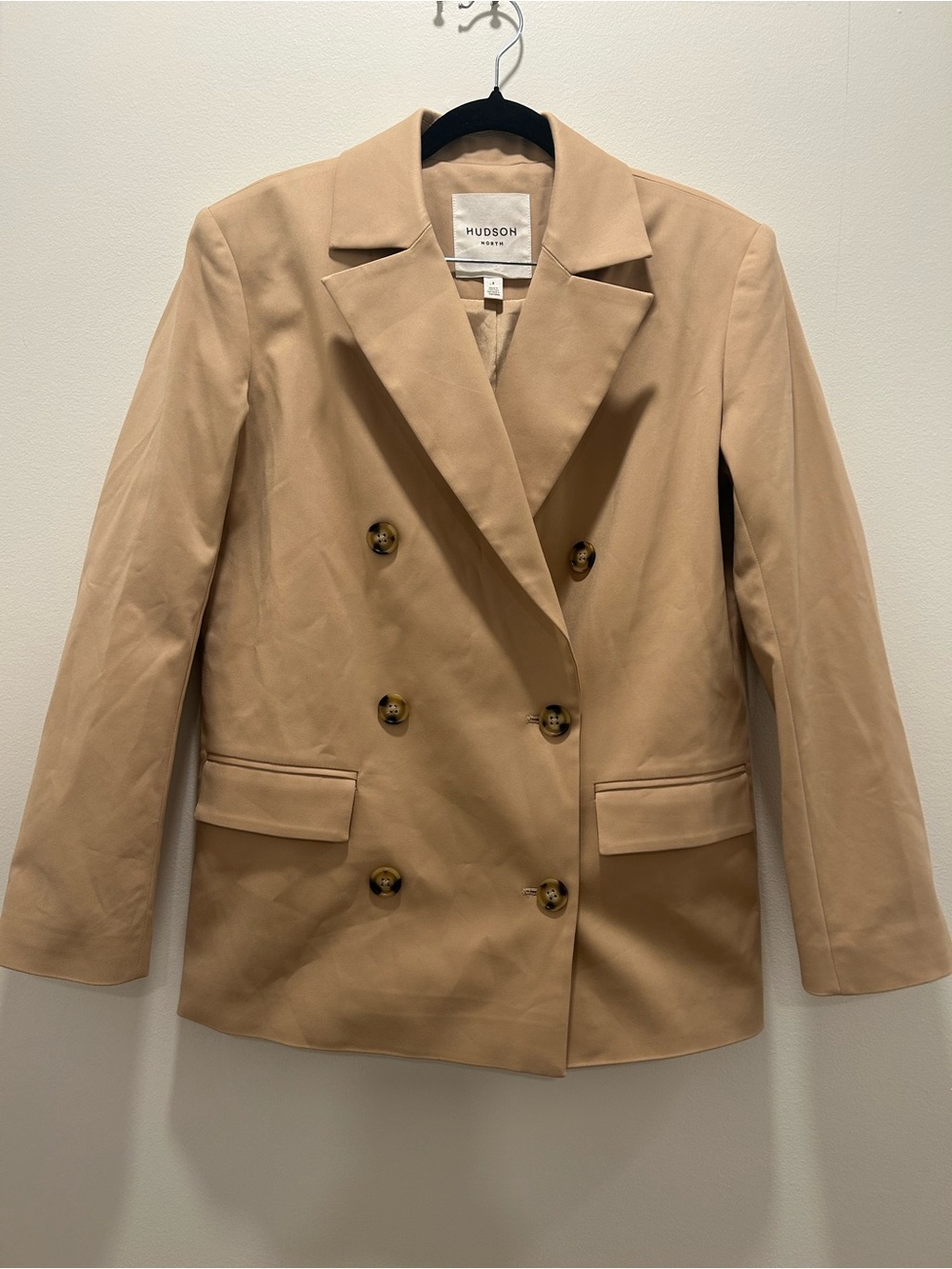 Hudson North Beige Double-Breasted Blazer with Tortoiseshell Buttons